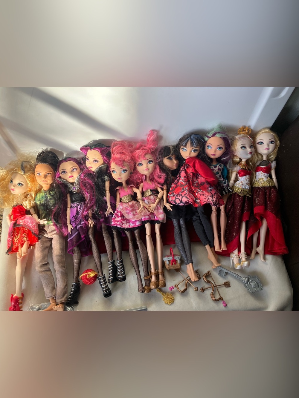 Ever After High Doll Lot 11 Bundle 1st Chapter Legacy Day Accessories Stands.